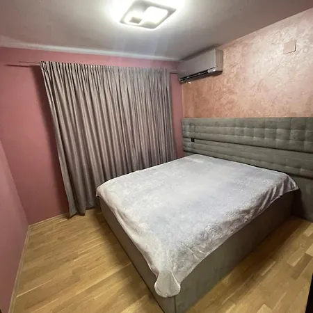 Yana Apartamento *